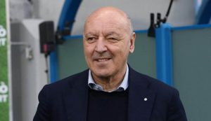 Beppe Marotta con viso sorridente e compiaciuto - foto LaPresse - IlPosticipo.it