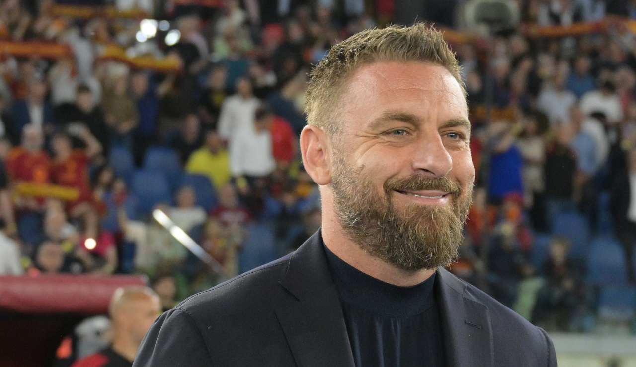 Daniele De Rossi felice per la prima allo stadio Olimpico di Roma - foto LaPresse - IlPosticipo.it