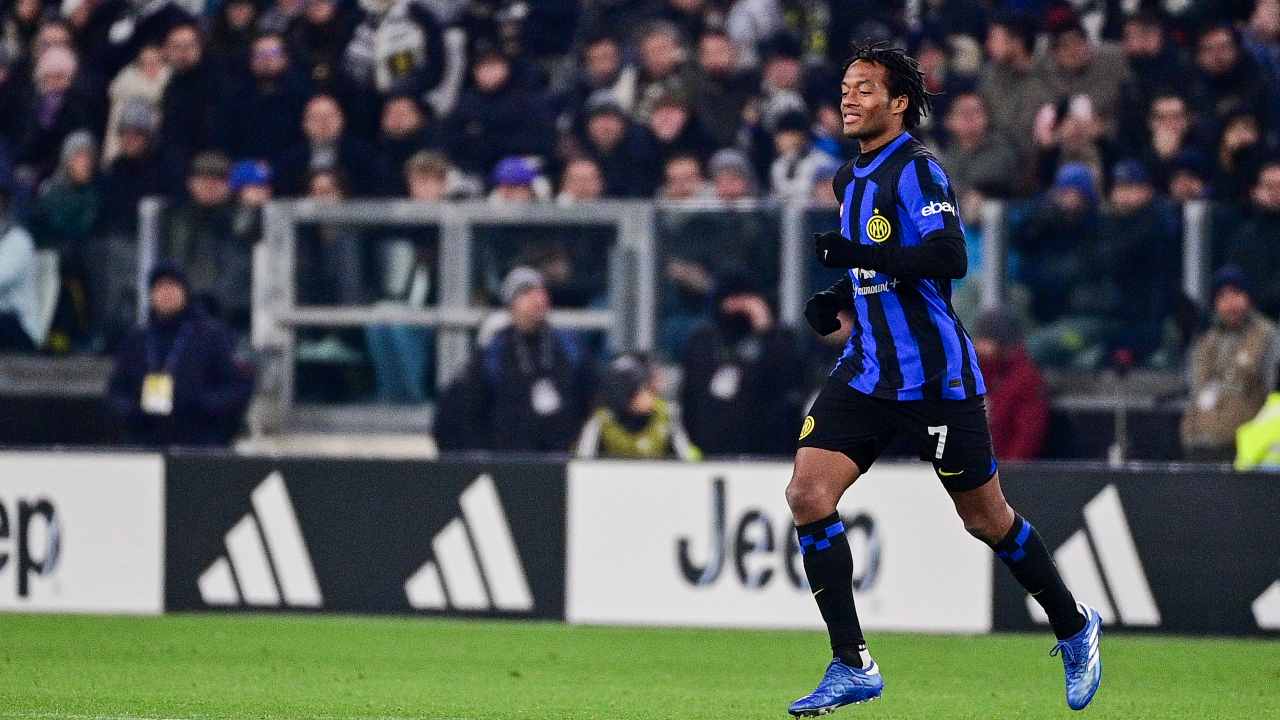 Juan Cuadrado con la maglia dell'Inter