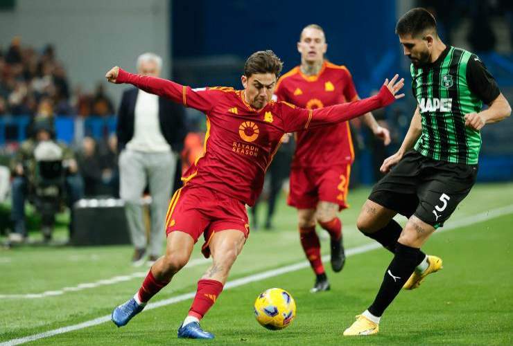 Paulo Dybala in campo con la maglia della Roma contro il Sassuolo - foto ANSA JMania.it - IlPosticipo.it