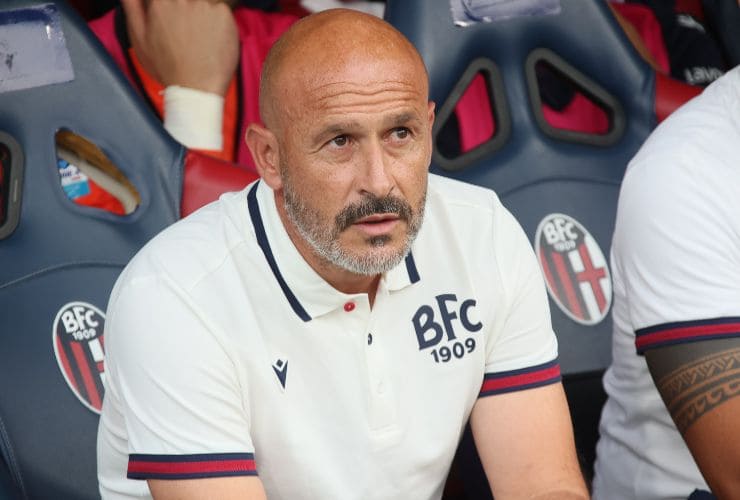 Vincenzo Italiano durante il primo match in Serie A col Bologna - foto LaPresse - IlPosticipo.it