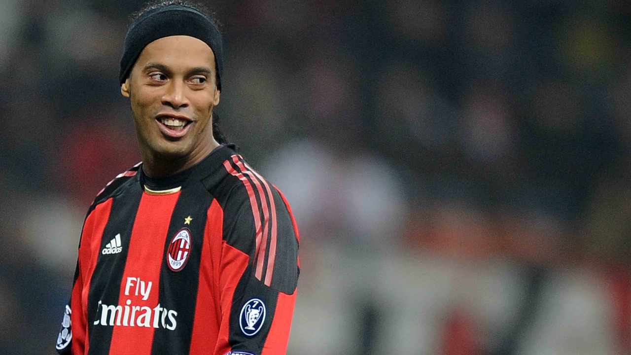 Ronaldinho torna nel calcio