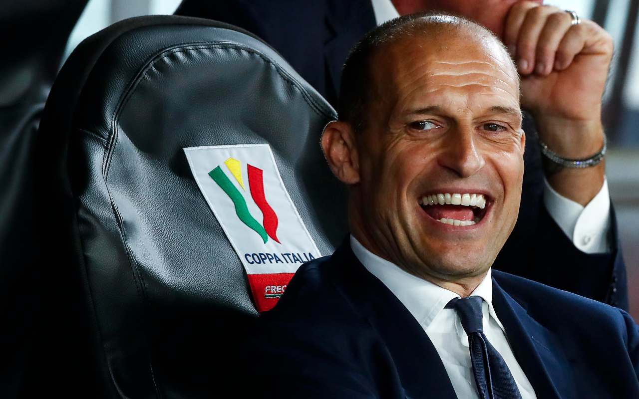 Allegri firma all'estero