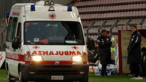 Ambulanza in campo